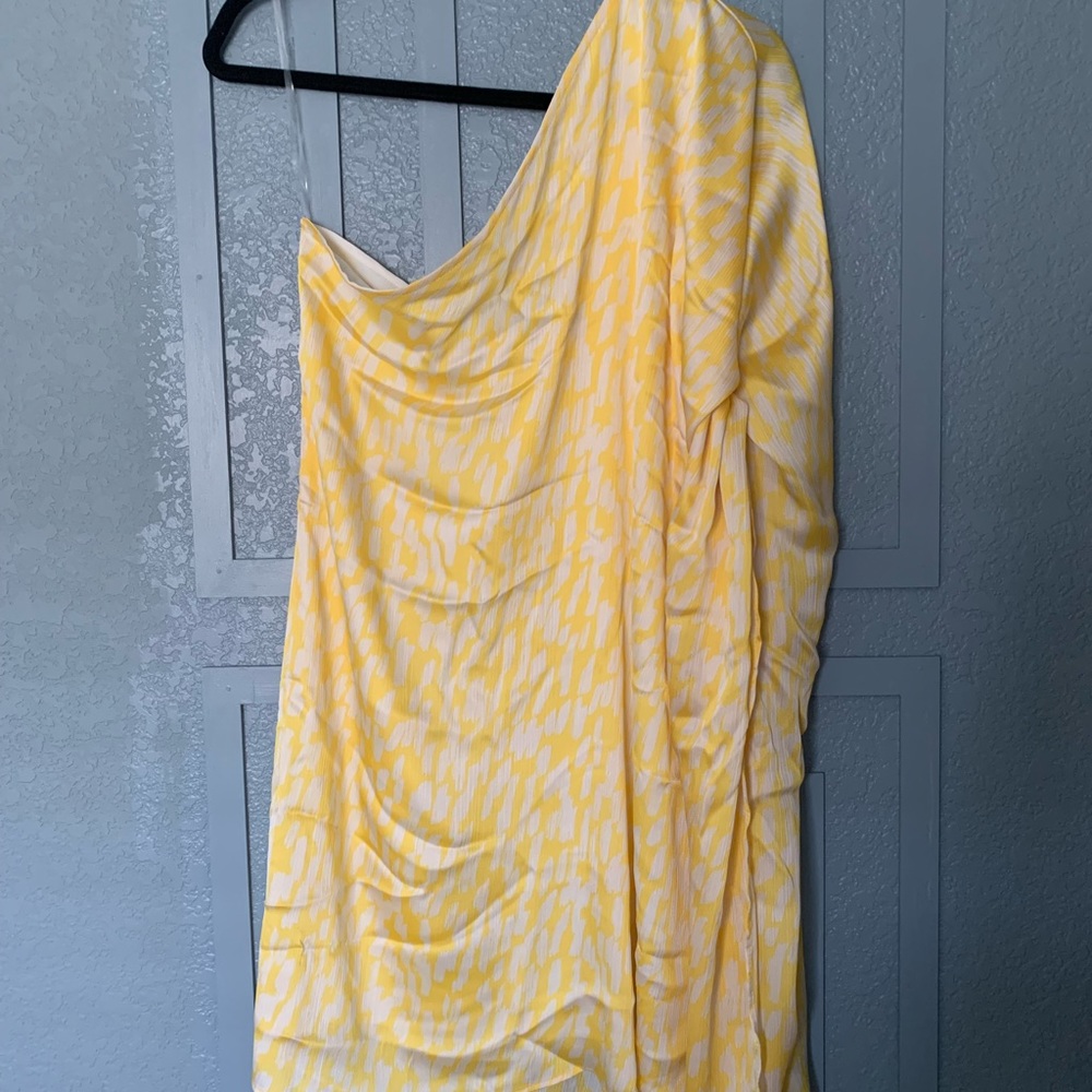 Vici yellow printed one shoulder dress